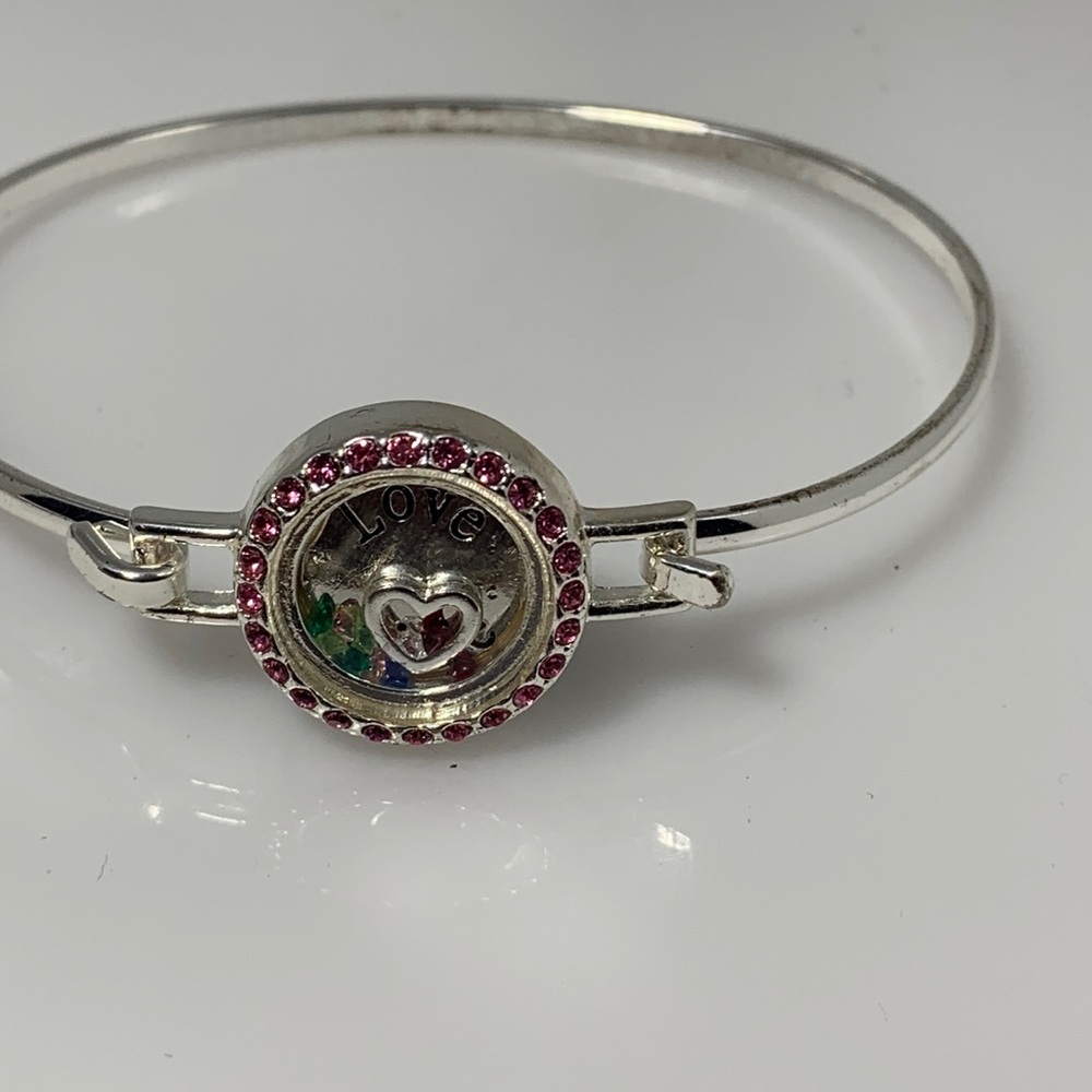 Floating charm locket bracelet Love, Hearts and Gems